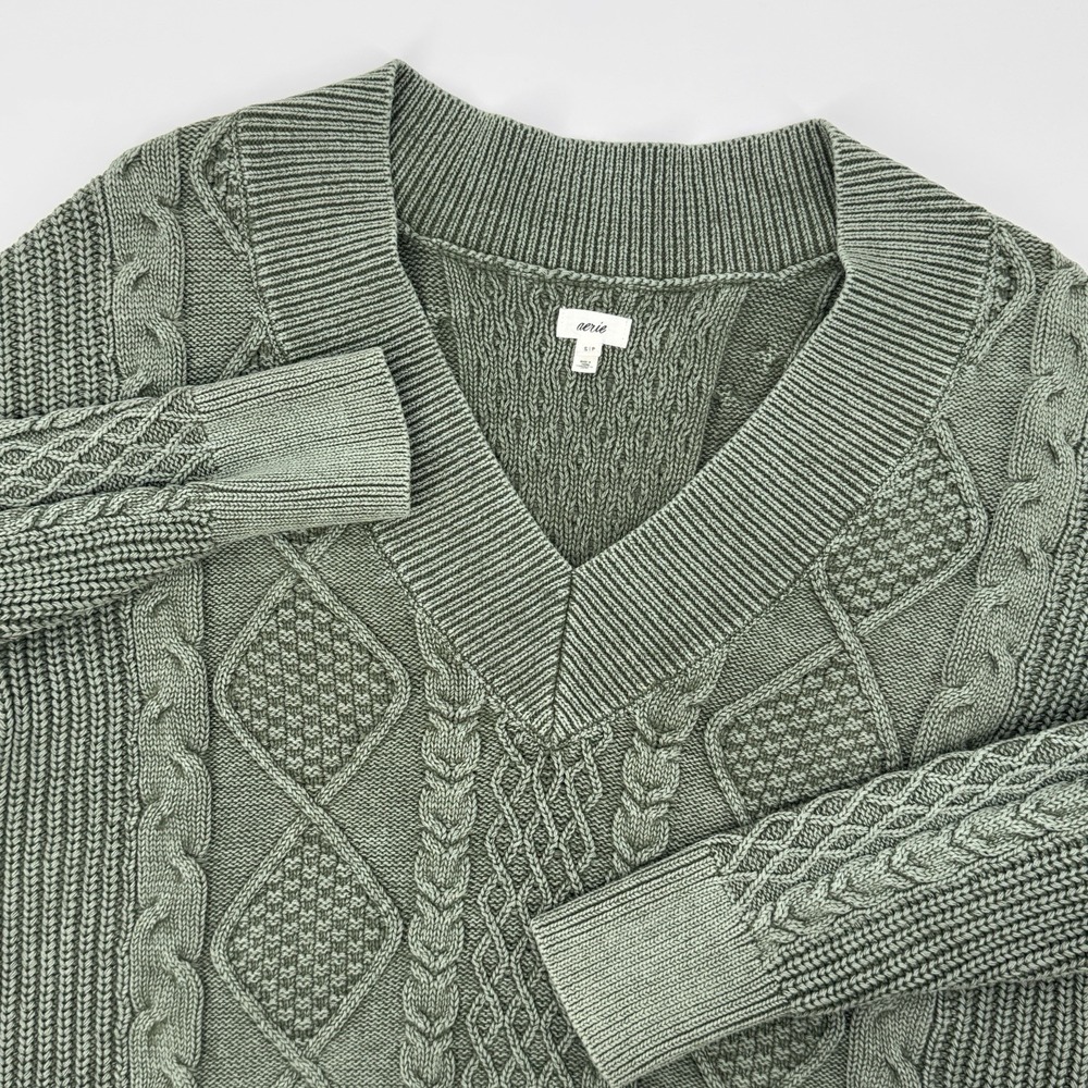 Aerie Cable Knit Sweater Women S Green Chunky V-Neck Oversized Cottagecore Cozy